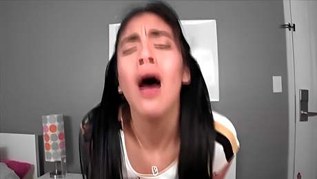 Teen Latina fucks a big dick