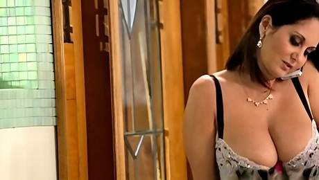 Busty stepmom scissoring with perfect teen